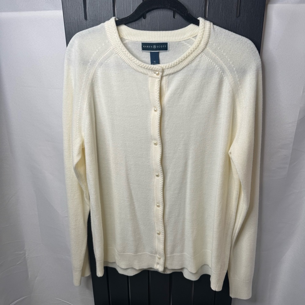 Karen Scott Women's Ivory Button-Up Cardigan